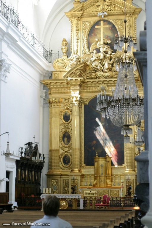 Faces of Warsaw - Holy Cross Church