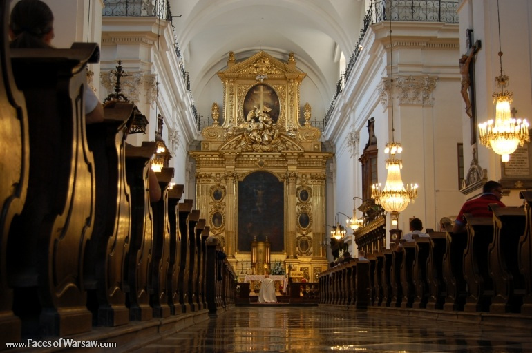 Faces of Warsaw - Holy Cross Church