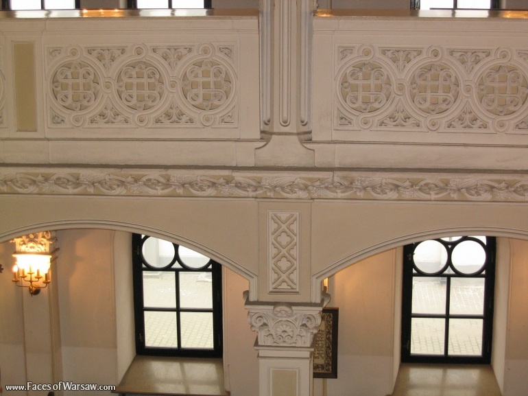 Faces of Warsaw - Synagogue Interiors