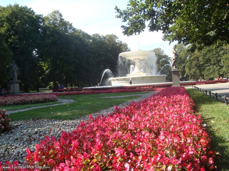 Faces of Warsaw - Saxon Garden (Ogród Saski) in Summer