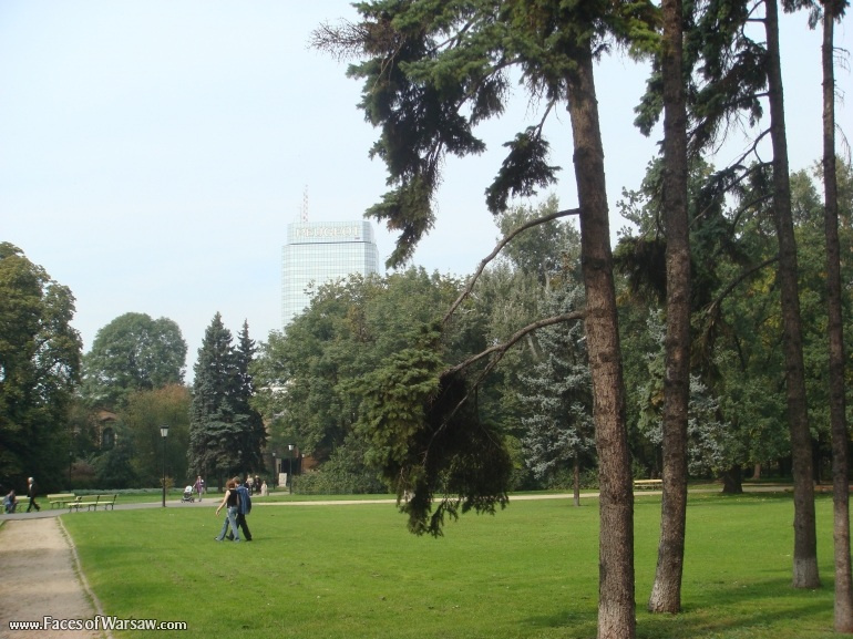 Faces of Warsaw - Saxon Garden (Ogród Saski) in Summer