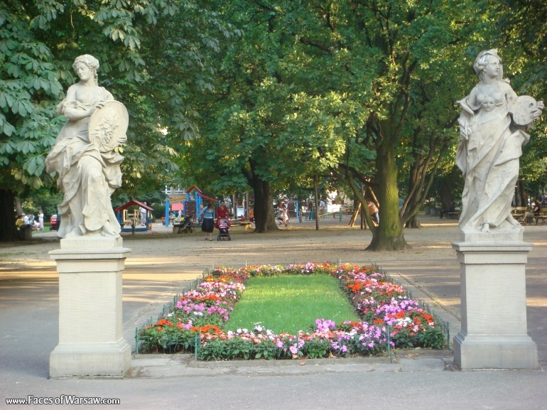 Faces of Warsaw - Saxon Garden (Ogród Saski) in Summer
