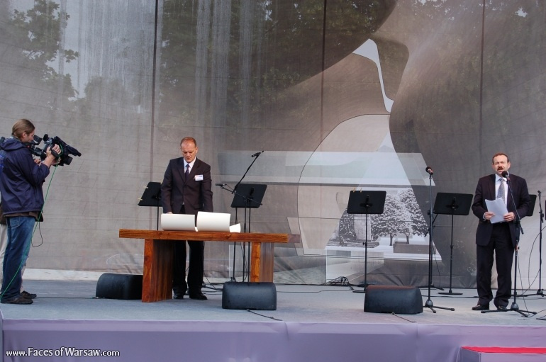 Faces of Warsaw - Museum of the History of Polish Jews: Ground Breaking Ceremony