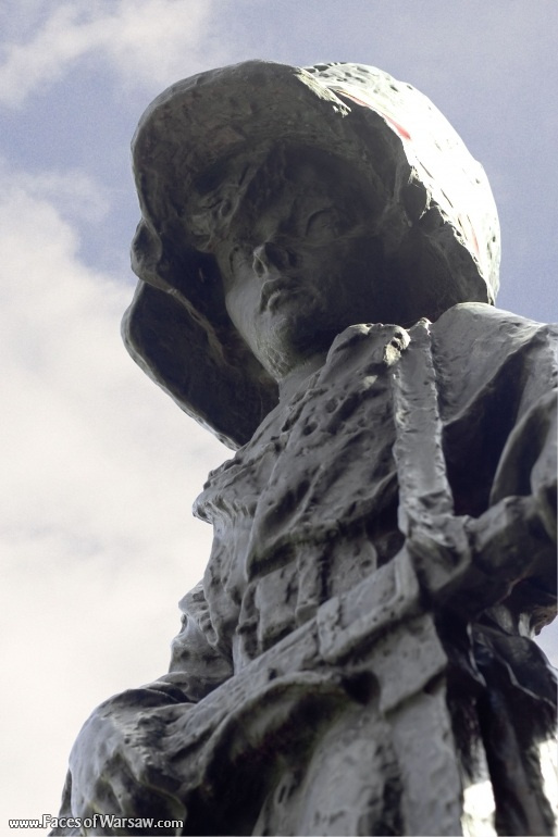 Faces of Warsaw - The Little Insurgent Monument (Pomnik Małego Powstańca)