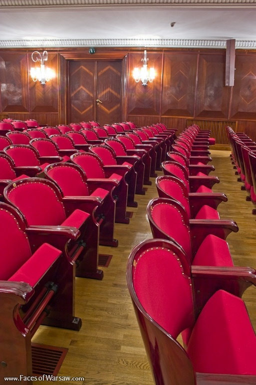 Faces of Warsaw - Warsaw Philharmonic - The National Orchestra and Choir of Poland