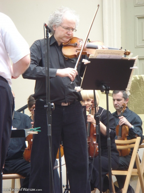 Faces of Warsaw - Łazienki - Concert under the Linden