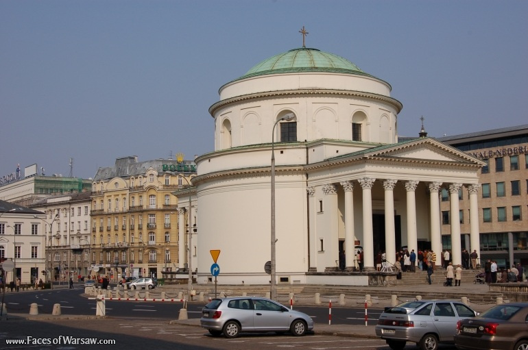 Faces of Warsaw - Three Crosses Square
