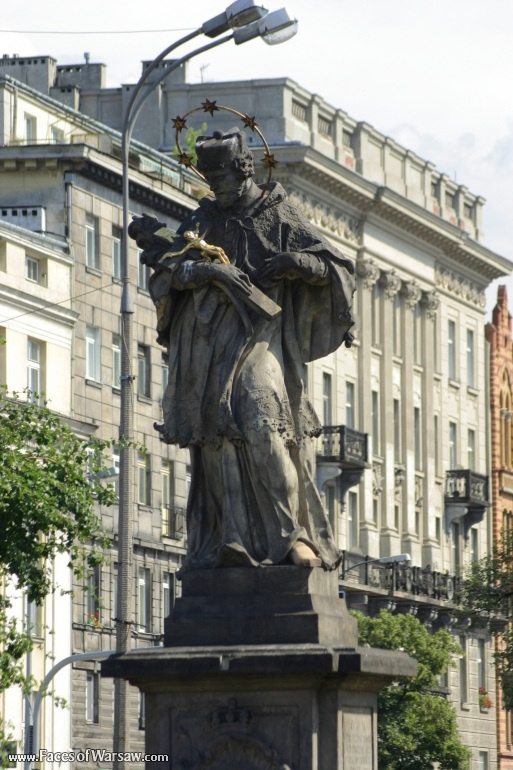 Faces of Warsaw - Three Crosses Square