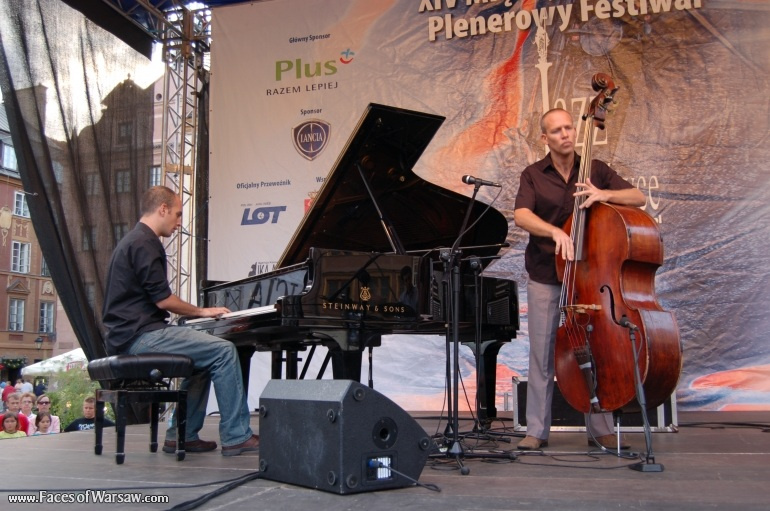 Faces of Warsaw - The Avishai Cohen Trio at the Jazz at the Old Town Square Festival 2008