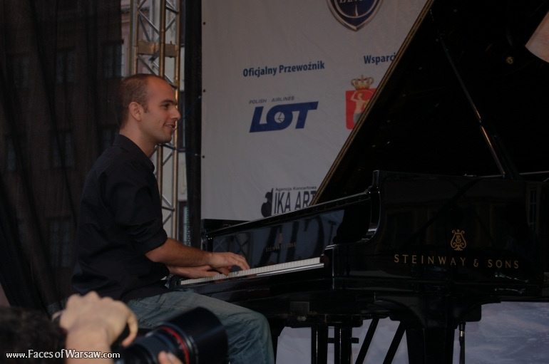 Faces of Warsaw - The Avishai Cohen Trio at the Jazz at the Old Town Square Festival 2008