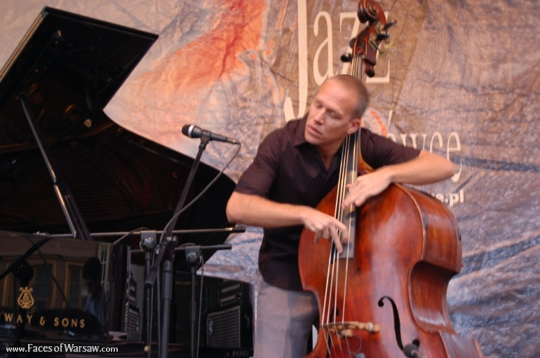 Faces of Warsaw - The Avishai Cohen Trio at the Jazz at the Old Town Square Festival 2008