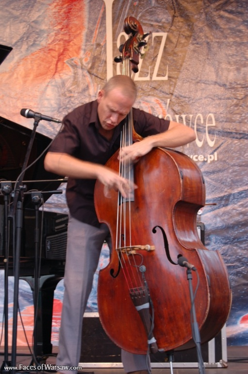 Faces of Warsaw - The Avishai Cohen Trio at the Jazz at the Old Town Square Festival 2008