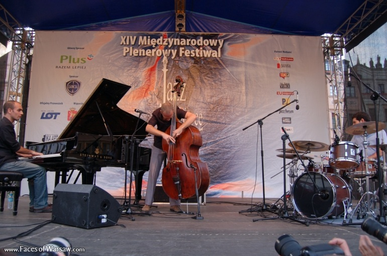 Faces of Warsaw - The Avishai Cohen Trio at the Jazz at the Old Town Square Festival 2008