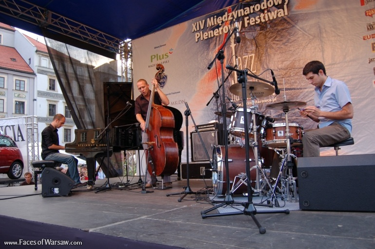 Faces of Warsaw - The Avishai Cohen Trio at the Jazz at the Old Town Square Festival 2008