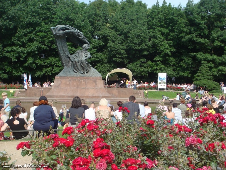 Faces of Warsaw - Piano Concerts in Royal Łazienki Park