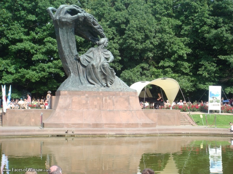 Faces of Warsaw - Piano Concerts in Royal Łazienki Park