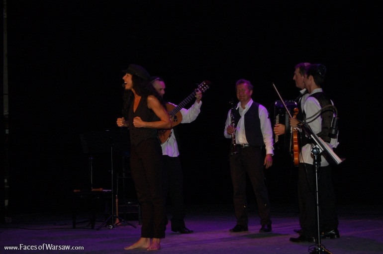 Faces of Warsaw - "Singer's Warsaw" Festival: "Raisins with Almonds" - Recital by Nina Stiller
