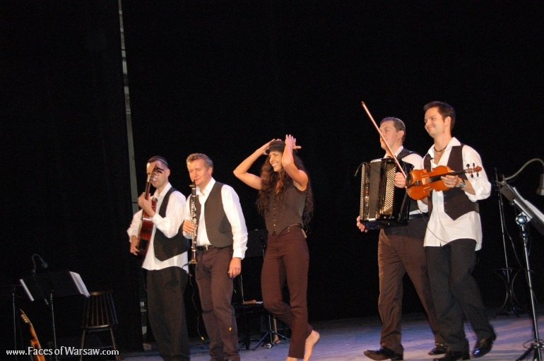 Faces of Warsaw - "Singer's Warsaw" Festival: "Raisins with Almonds" - Recital by Nina Stiller