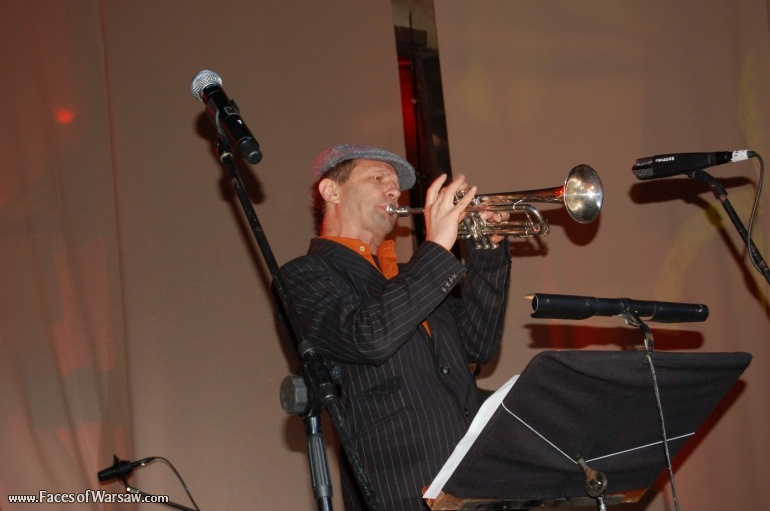 Faces of Warsaw - "Singer's Warsaw" Festival: Paul Brody with a Group