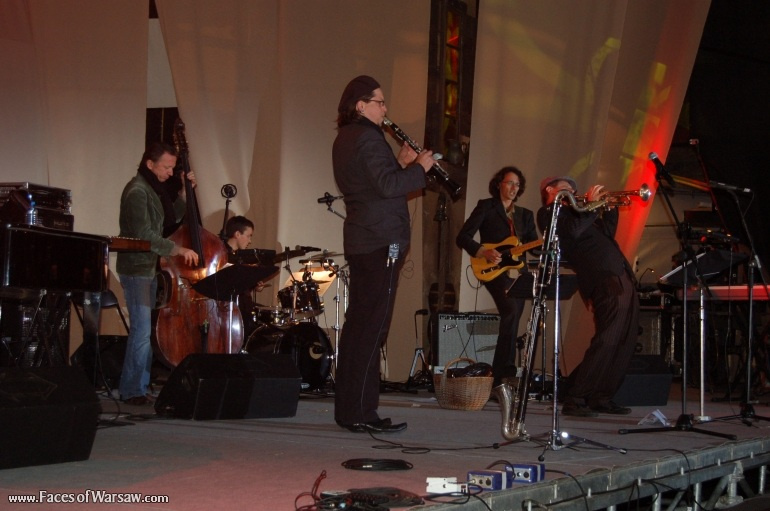 Faces of Warsaw - "Singer's Warsaw" Festival: Paul Brody with a Group