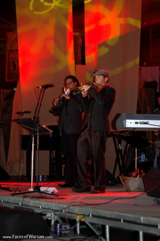 Faces of Warsaw - "Singer's Warsaw" Festival: Paul Brody with a Group