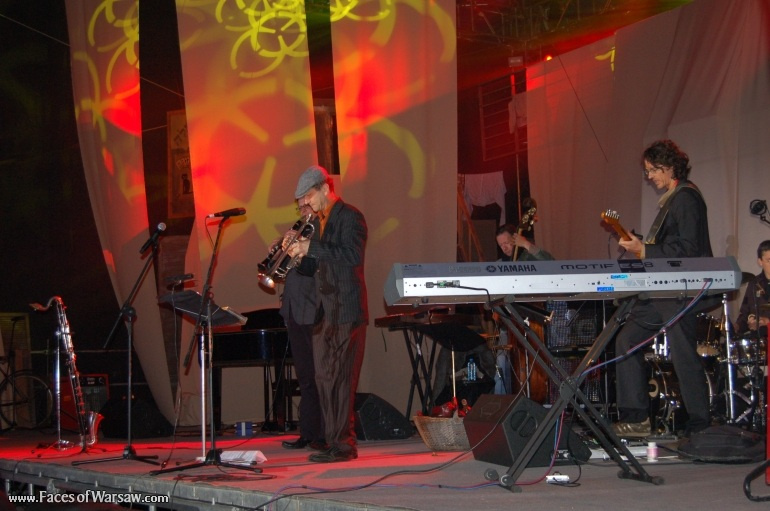 Faces of Warsaw - "Singer's Warsaw" Festival: Paul Brody with a Group