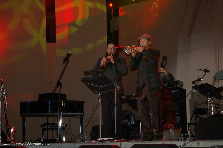 Faces of Warsaw - "Singer's Warsaw" Festival: Paul Brody with a Group