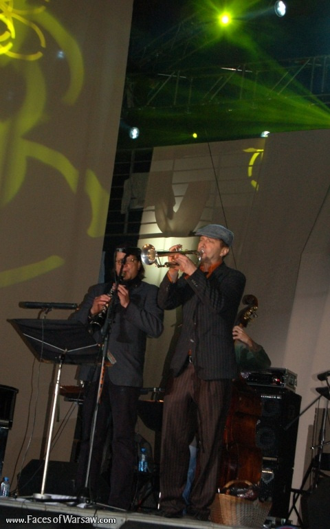 Faces of Warsaw - "Singer's Warsaw" Festival: Paul Brody with a Group