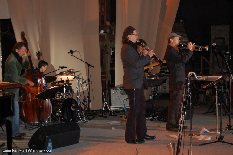 Faces of Warsaw - "Singer's Warsaw" Festival: Paul Brody with a Group