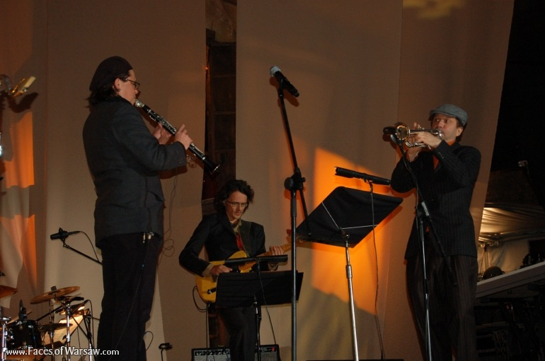 Faces of Warsaw - "Singer's Warsaw" Festival: Paul Brody with a Group