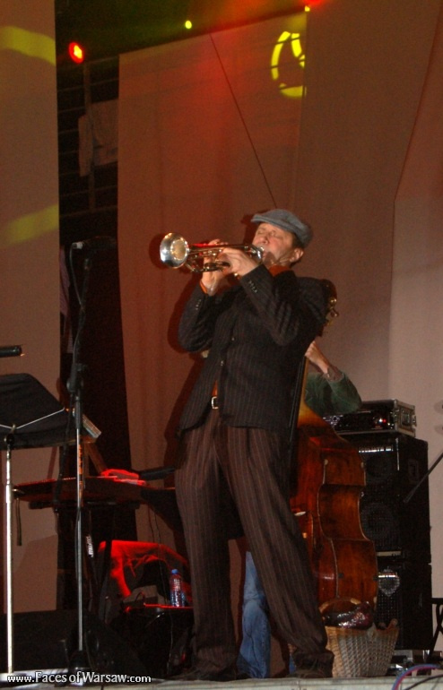 Faces of Warsaw - "Singer's Warsaw" Festival: Paul Brody with a Group