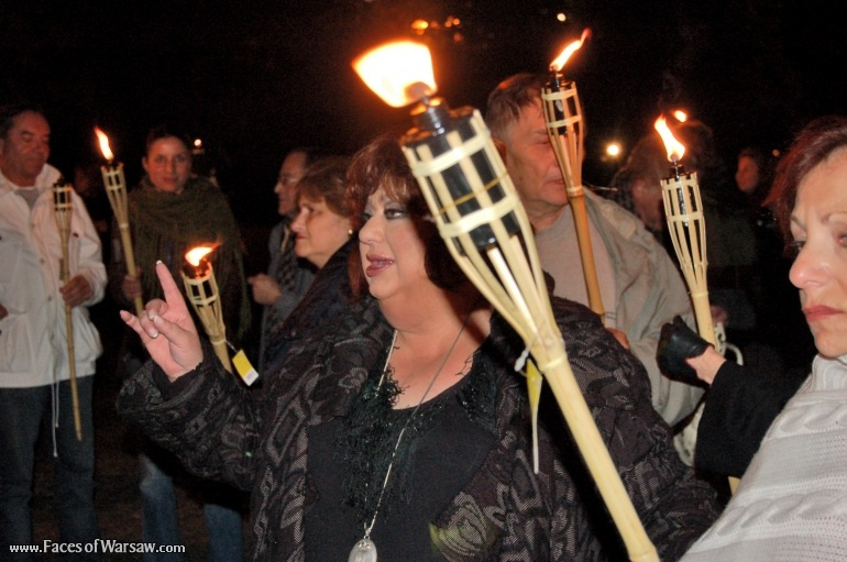 Faces of Warsaw - "Singer's Warsaw" Festival: "Lullaby for Remembrance" - Ghetto Heroes' Monument