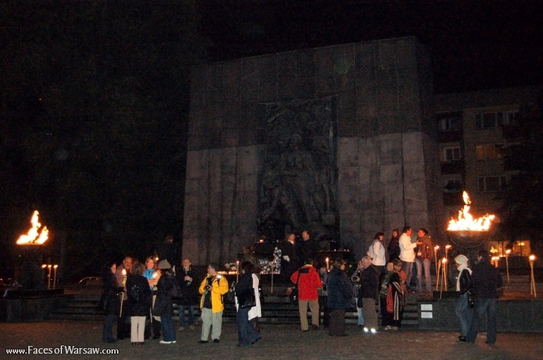 Faces of Warsaw - "Singer's Warsaw" Festival: "Lullaby for Remembrance" - Ghetto Heroes' Monument