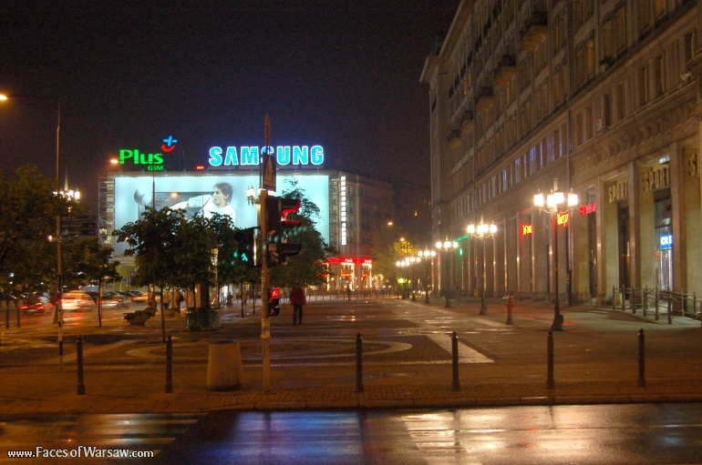 Faces of Warsaw - Konstytucji Square