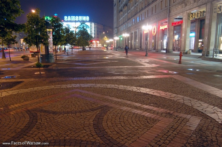 Faces of Warsaw - Konstytucji Square