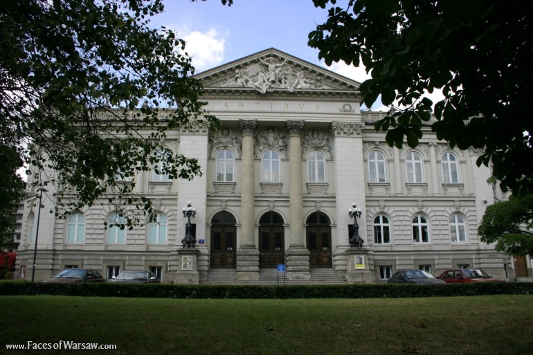 Faces of Warsaw - Zachęta - Society for Promotion of Fine Arts