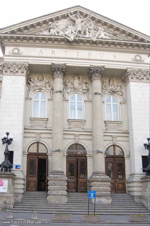 Faces of Warsaw - Zachęta - Society for Promotion of Fine Arts