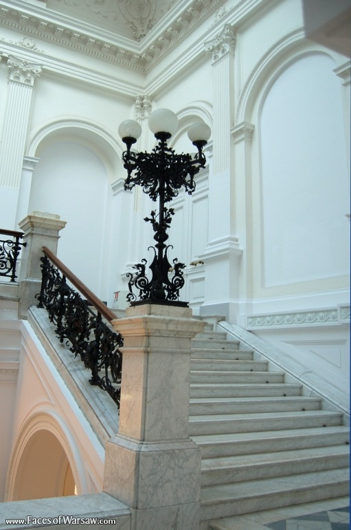 Faces of Warsaw - Zachęta - Society for Promotion of Fine Arts