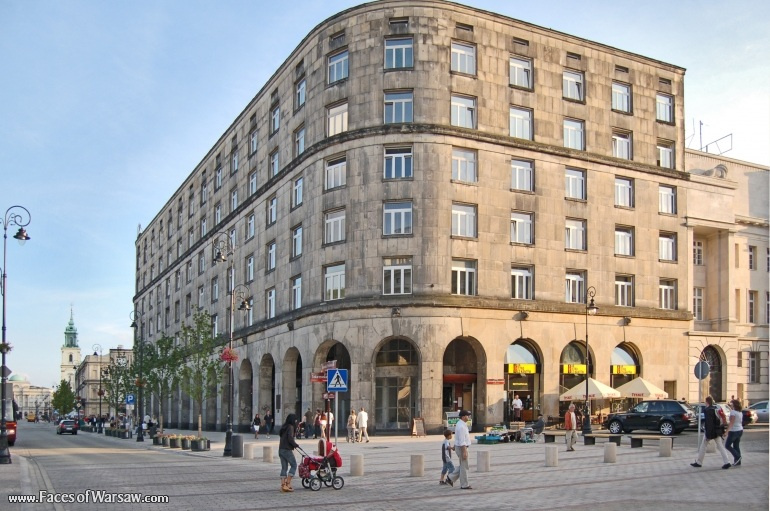 Faces of Warsaw - Krakowskie Przedmieście