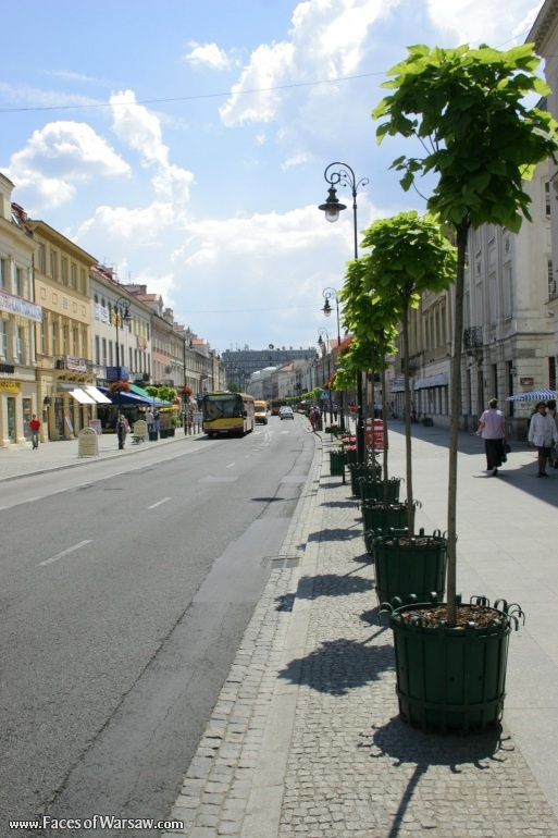 Faces of Warsaw - Nowy Świat Street