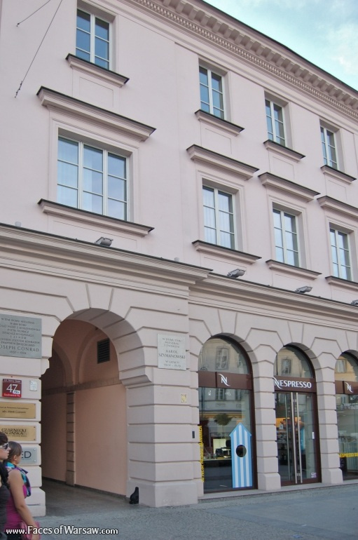 Faces of Warsaw - Nowy Świat Street