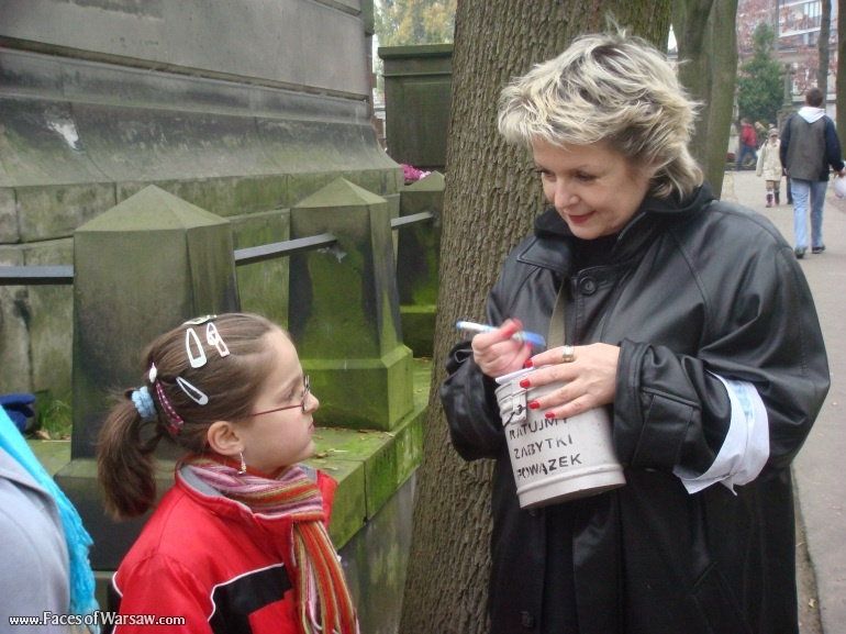 Faces of Warsaw - Powązki - All Saints 2007 Collection
