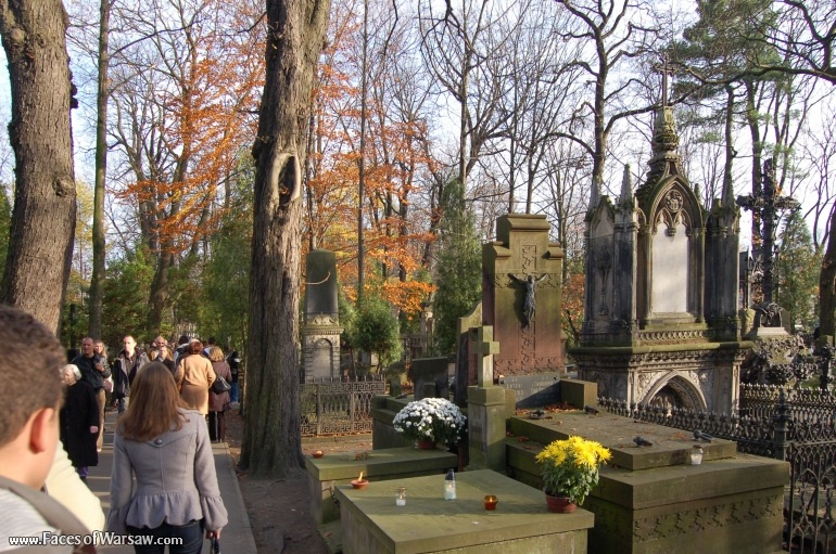 Faces of Warsaw - Powązki - All Saints 2008