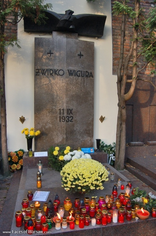 Faces of Warsaw - Powązki - All Saints 2008