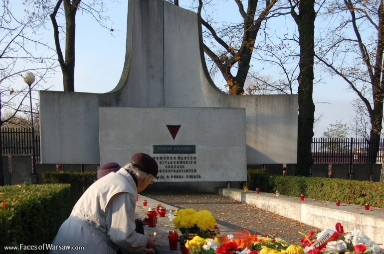 Faces of Warsaw - Powązki - Military Cemetery, All Saints 2008