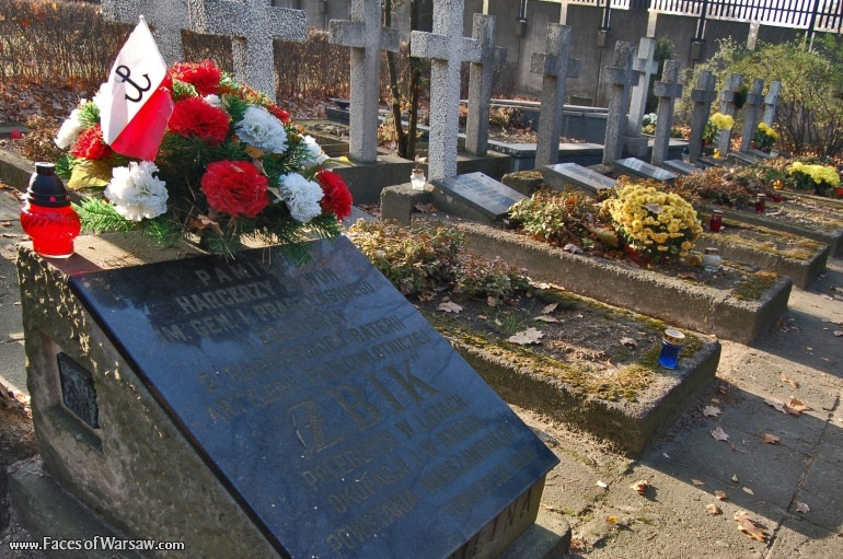Faces of Warsaw - Powązki - Military Cemetery, All Saints 2008