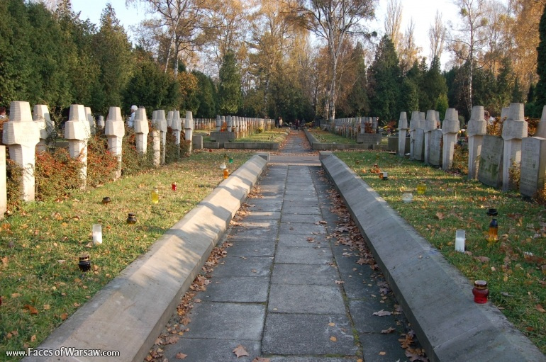 Faces of Warsaw - Powązki - Military Cemetery, All Saints 2008