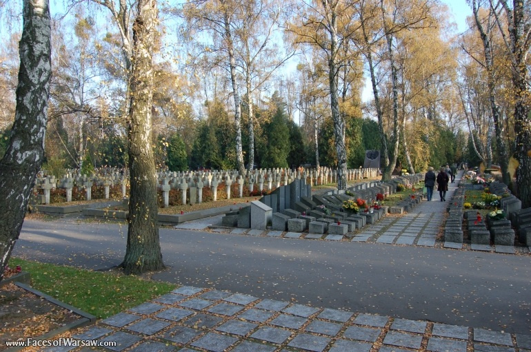 Faces of Warsaw - Powązki - Military Cemetery, All Saints 2008