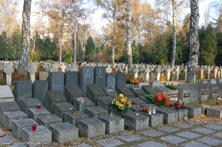 Faces of Warsaw - Powązki - Military Cemetery, All Saints 2008