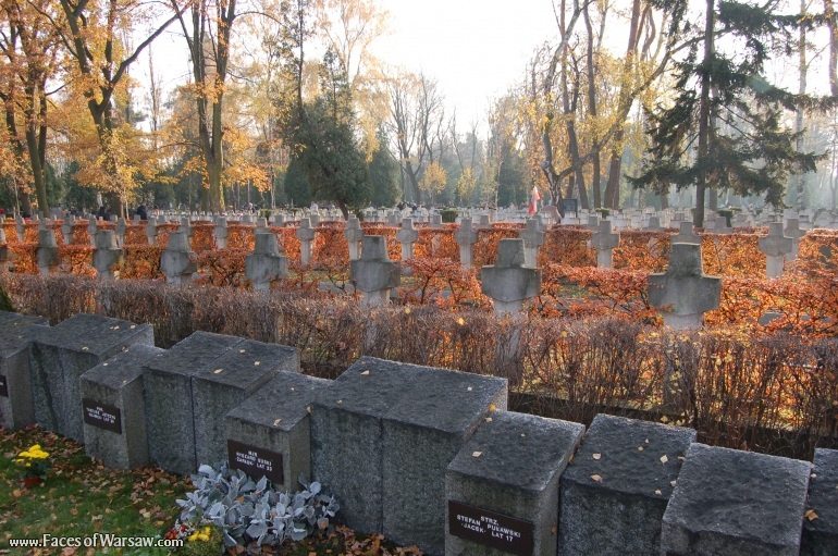 Faces of Warsaw - Powązki - Military Cemetery, All Saints 2008